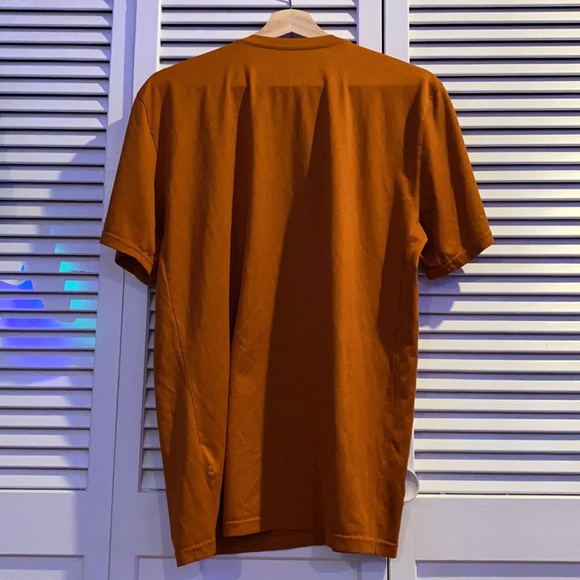 Men’s UT Longhorns shirt - Picture 4 of 4